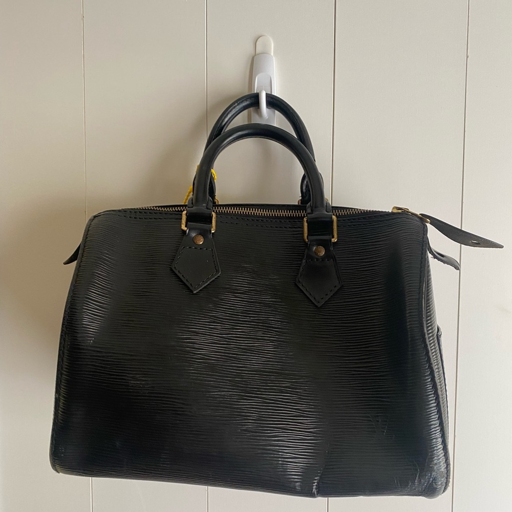 Louis Vuitton Black Epi Leather Noir Speedy 25 Boston Bag - Picture 11 of 14